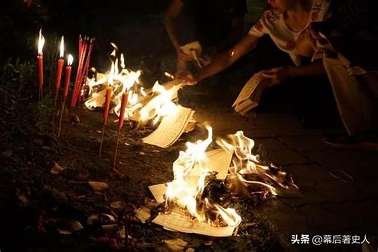 中元节要去墓地给亲人上坟吗
