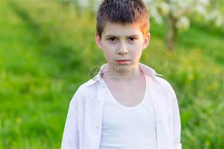 梦见漂亮小男孩有什么预兆 梦见漂亮小男孩好不好