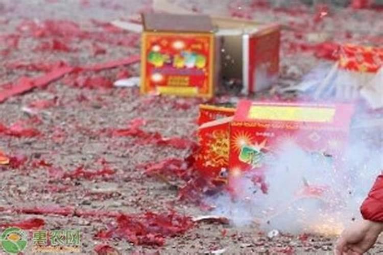 盂兰盆节为什么放烟花 古代怎么过盂兰盆节