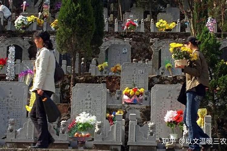年前什么时间上坟最好