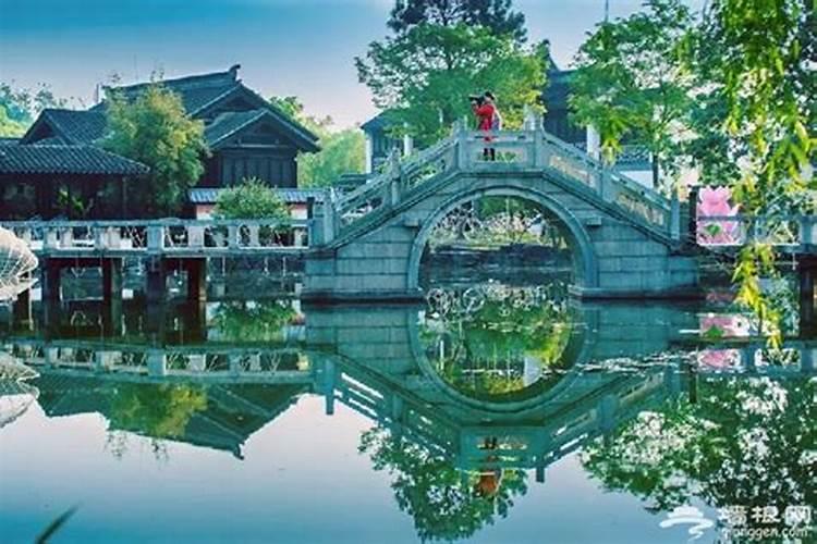 上海滨海古园官方网站今年清明节期间扫墓要预约吗？