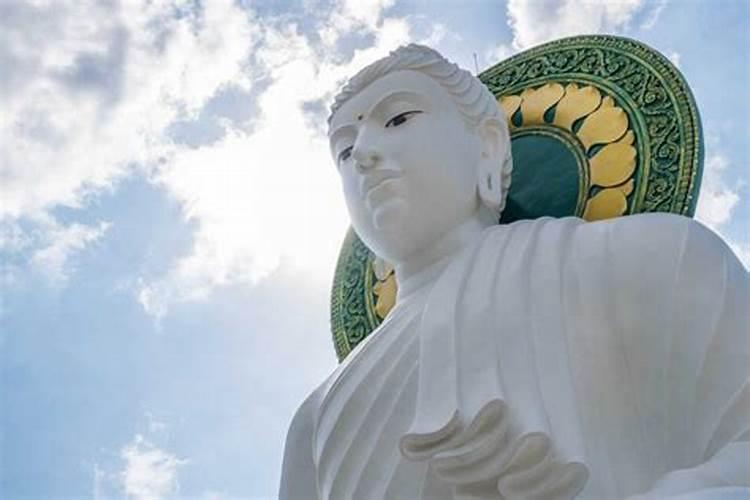 农历七月十五出生的人 是不是鬼节出生的人运气很差