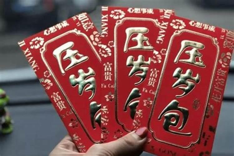 梦见去坟地是什么意思