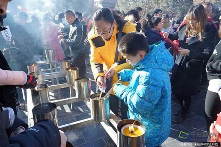 财神初几上供