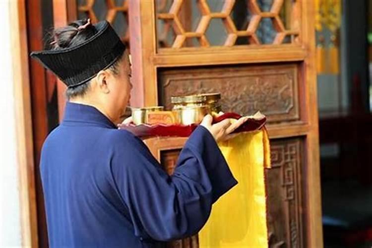 请问大家。哪里有真正的道士