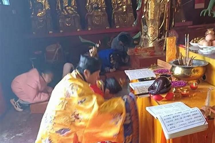 女方要退婚,男方迟迟不肯给女方的生辰八字怎么办,可以告他吗百度知...