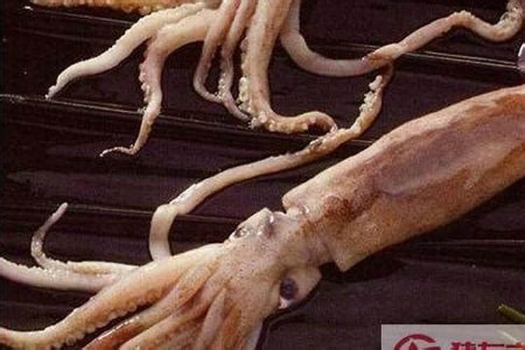 白灼秋葵鱿鱼怎么做好吃白灼秋葵鱿鱼 的做法