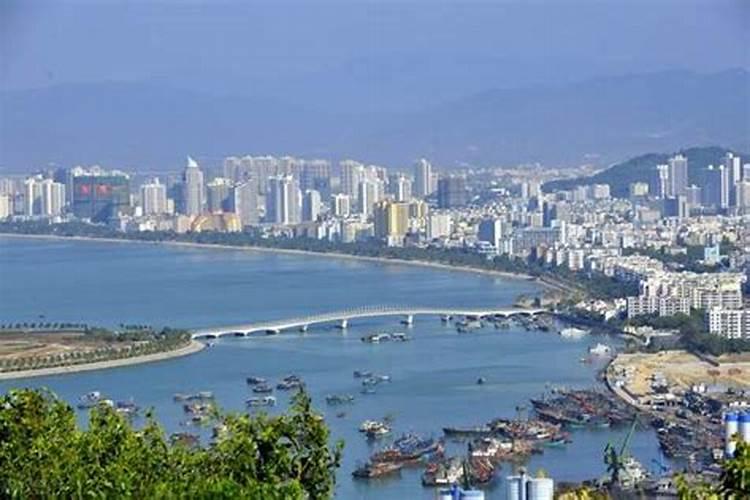 9月三亚旅游多少钱？