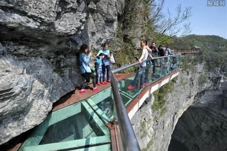 现在去张家界旅游多少钱？