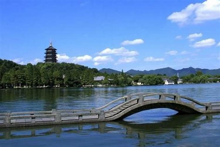 十二月的杭州旅游