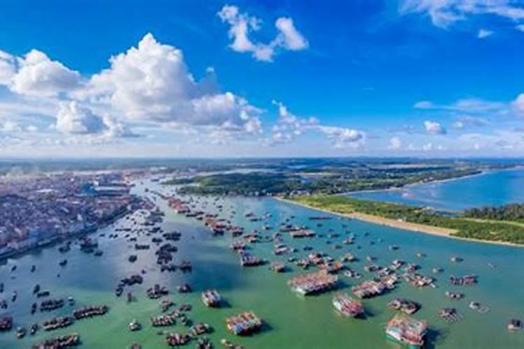 防城港跟桂林旅游