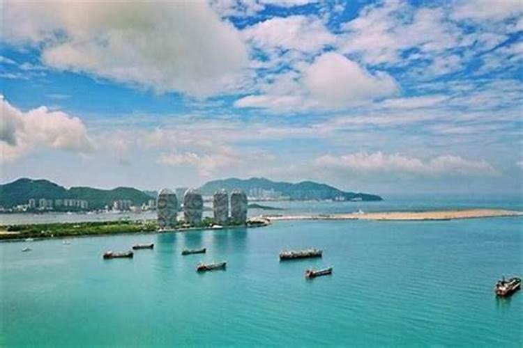 过年到三亚旅游多少钱？