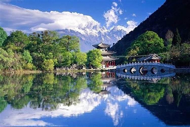 新疆人去昆明旅游