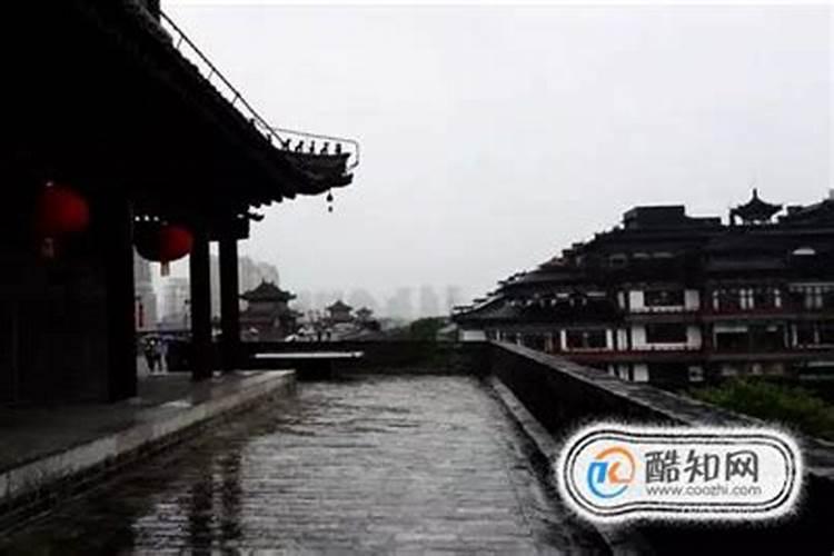 下雨西安旅游攻略