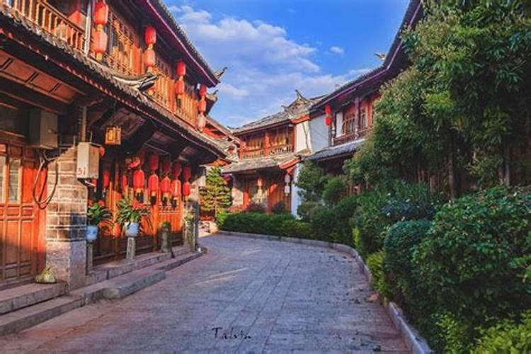 穿越云端的古城之旅：昆明至丽江详尽旅游攻略