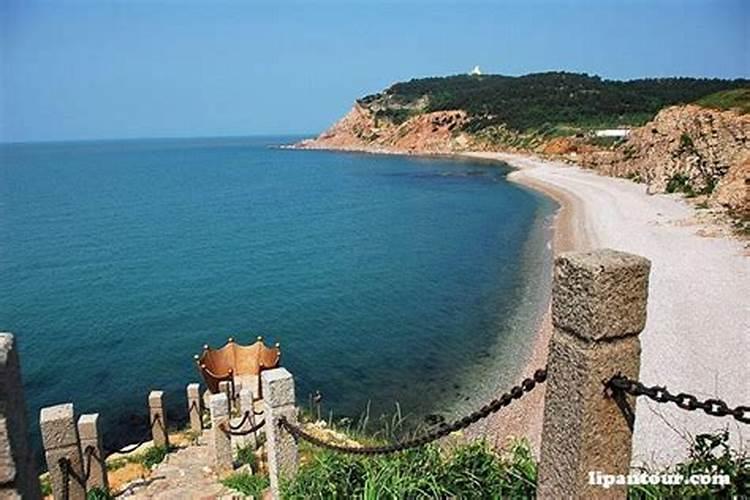 7月去大连好还是去青岛好旅游？