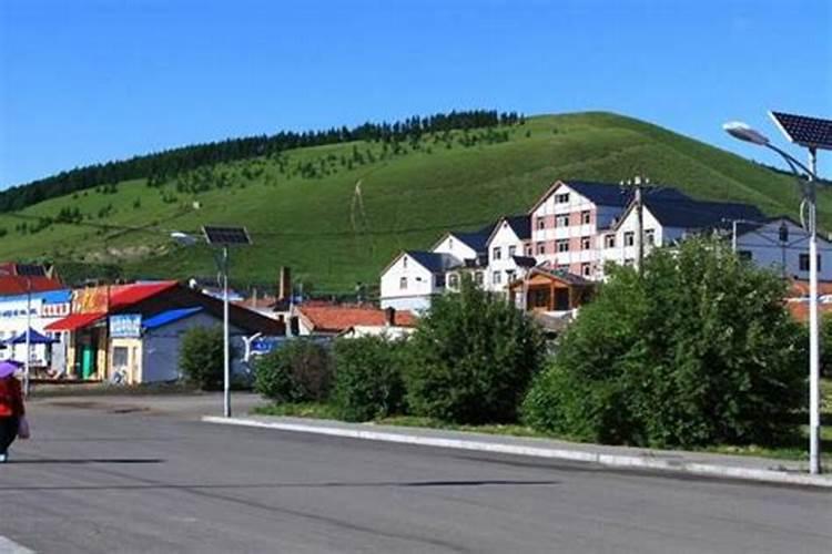 青岛怎么到阿尔山旅游？