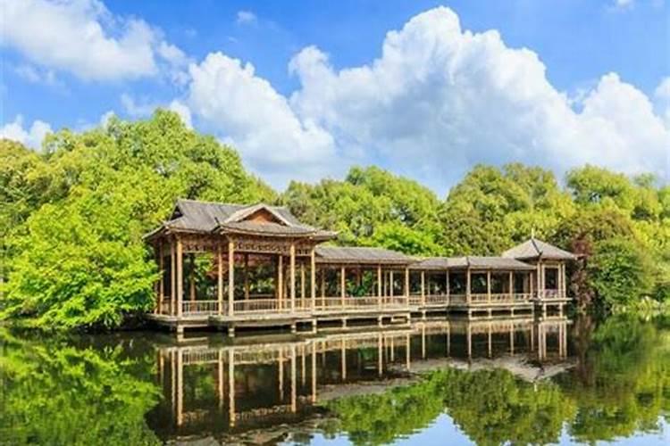 去杭州旅游从湛江跟团去多少钱？