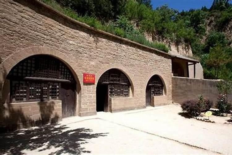 从青岛去陕西延安旅游回来，有些话憋在心里，谈谈我的看法