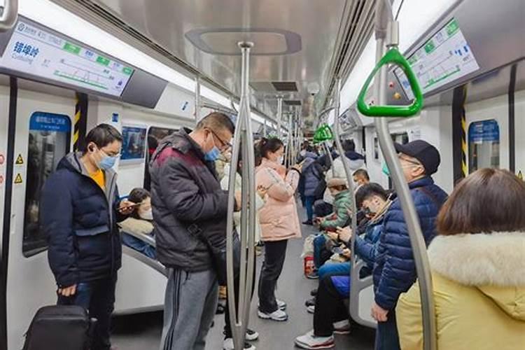 「出行」春节出行哪儿不堵？攻略来啦！青岛地铁行车间隔有调整！