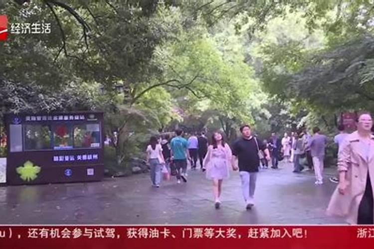 苏州女子昆明错峰游，140元套间真香！