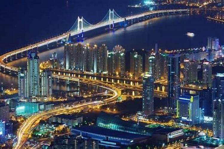 广西这个城市旅游资源发达，每年接待百万外国人，处处都是景区