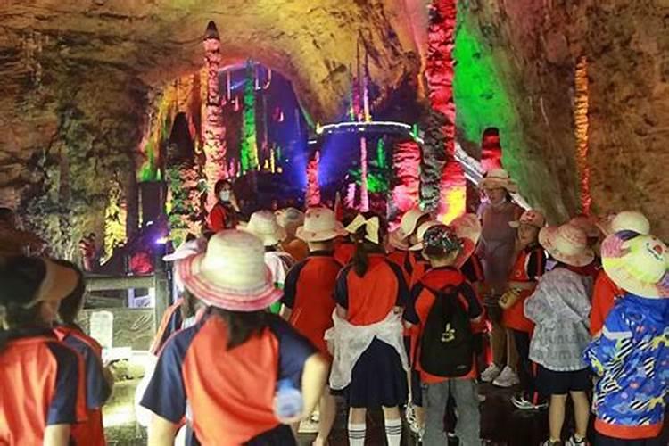 到张家界，嗨游“五一”丨黄龙洞景区：非遗文化引客来