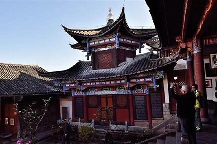 去昆明腾冲四日游最佳路线，昆明腾冲四日游旅游团多少钱？