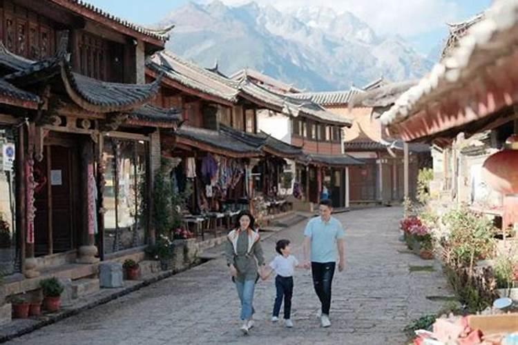 旅游攻略｜一万块带娃五天丽江游，不走寻常路的旅程，实用又好玩