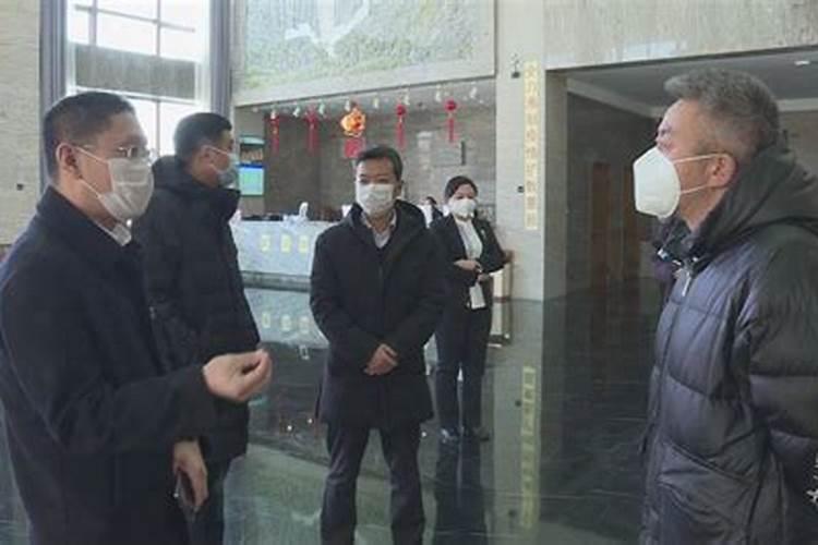 冰雪有温情：武汉游客在长白山的“别样春节”