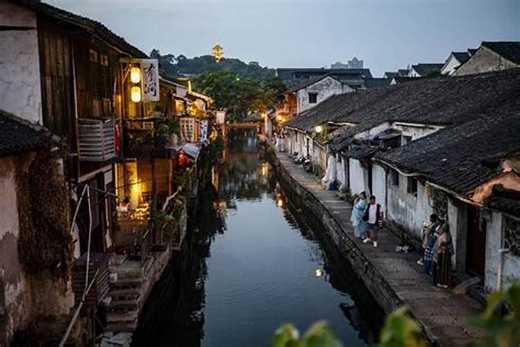 从江苏盐城到浙江绍兴旅游回来，谈谈我大姑的旅游经历