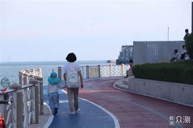 带娃自驾单程八小时，如何突破乘坐极限，青岛六日新发现？