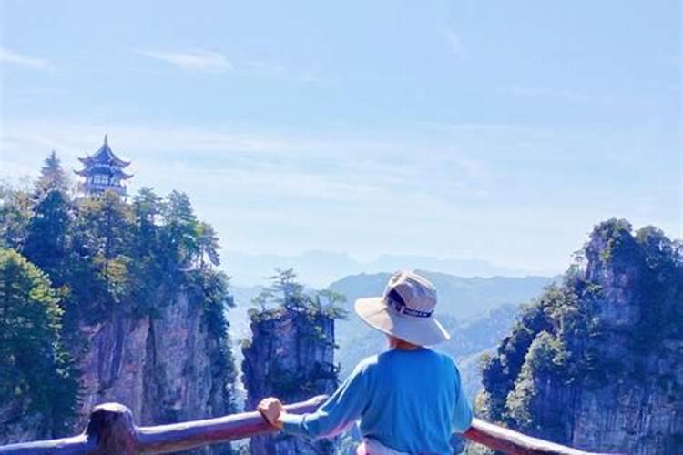 张家界3天2晚自由行旅游攻略，来张家界自由行就找金牌导游洋洋