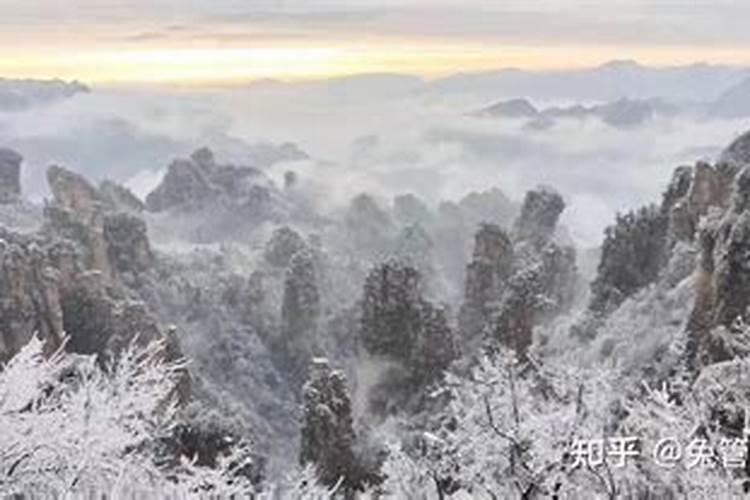冬季来张家界之前，带好保暖衣物再出行！这篇攻略送给你