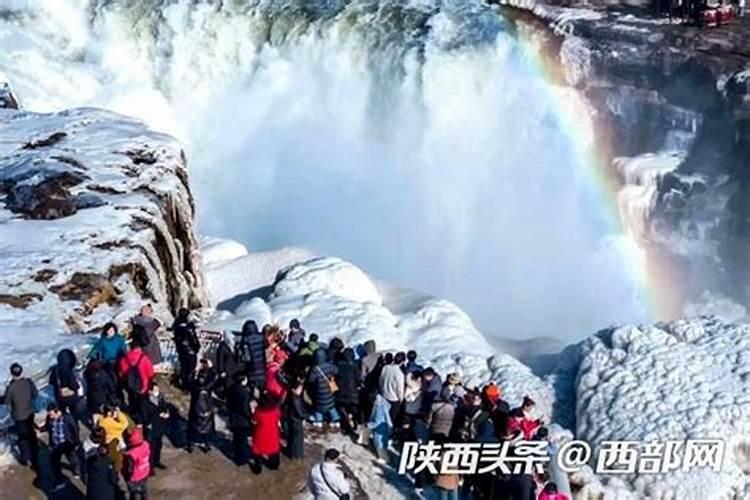 黄河壶口瀑布景区陕西侧大年初一上午开园每天10场演出还有礼品赠