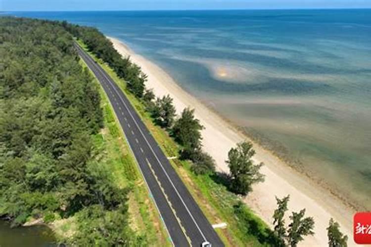 海南环岛旅游公路澄迈段串起沿途乡村美景：漫步礁石海滩体验渔家风情