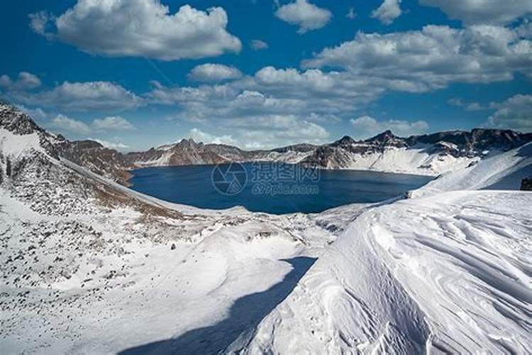 吉林旅游线路之一——长白山天池和吉林雾凇，不可不看的天下奇景