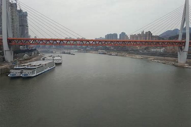 北京参团去重庆6日游多少钱，北京到重庆六日游路线攻略？