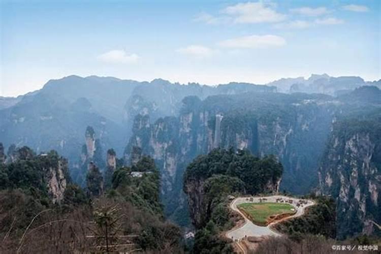 张家界六天五晚游团费多少，张家界黄龙洞旅游6天怎么安排？