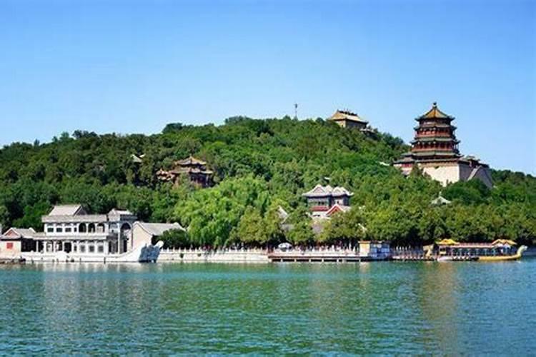 北京玩四天够吗，去北京游玩4天大概多少钱，怎么玩省钱，不踩坑？