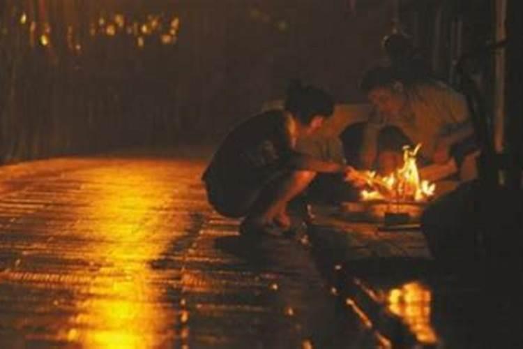 人在外地,怎么给故人烧纸,他怎么才能能收的到,在什么日子烧纸比较好？我 ...